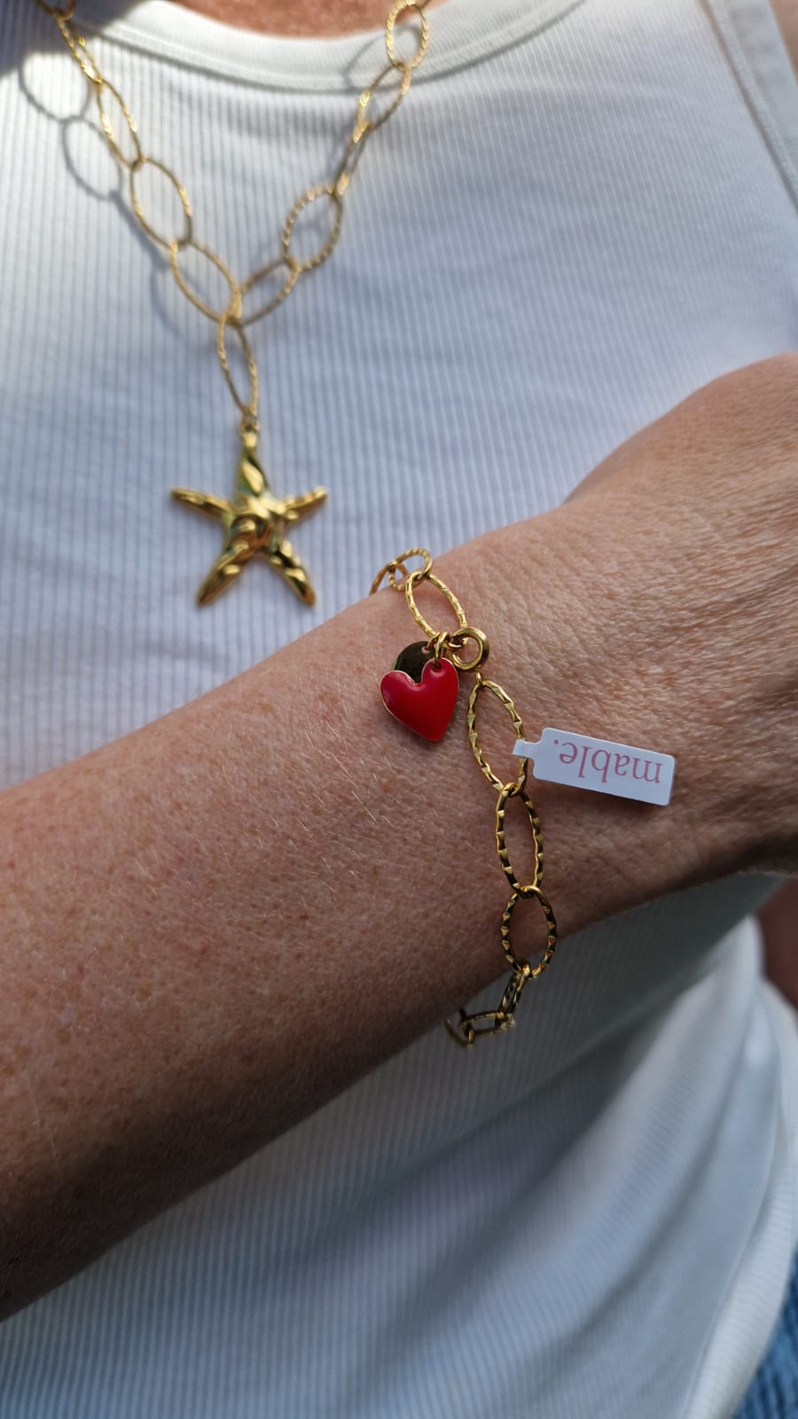 Zauberhaftes Armband mit Herzchen Anhänger von Mable