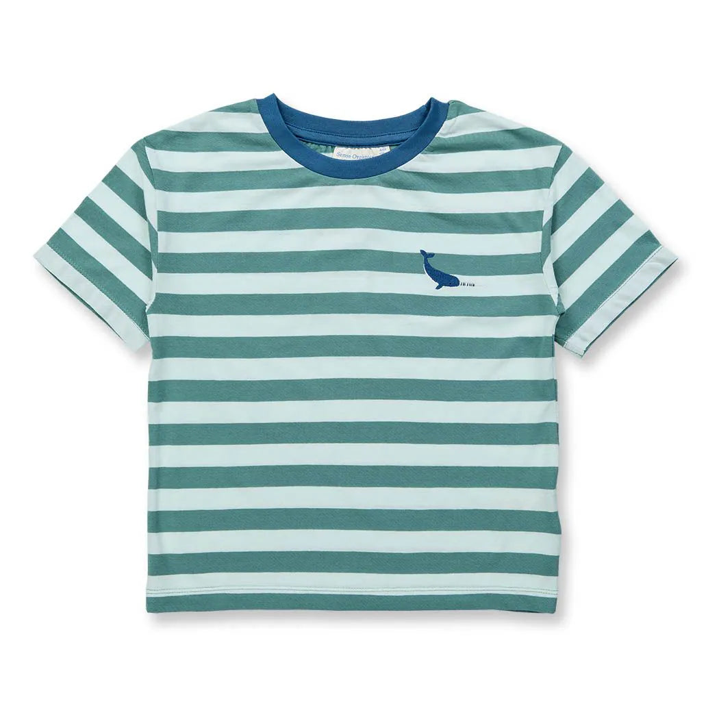 Weiches T-Shirt von Sense Organics mit hochwertiger Wal-Stickerei