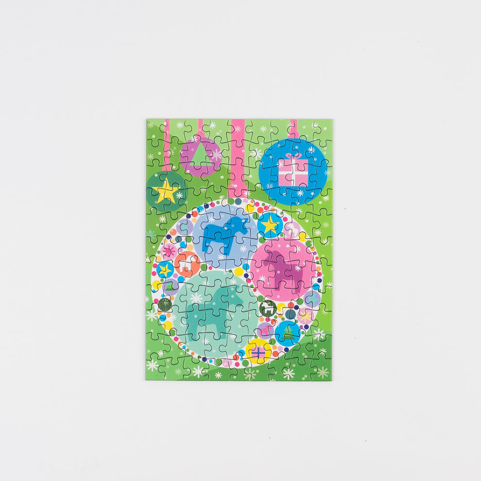 Weihnachtliches Mini Puzzle mit Weihnachtskugeln und Dala Pferden von Sunshine Puzzles