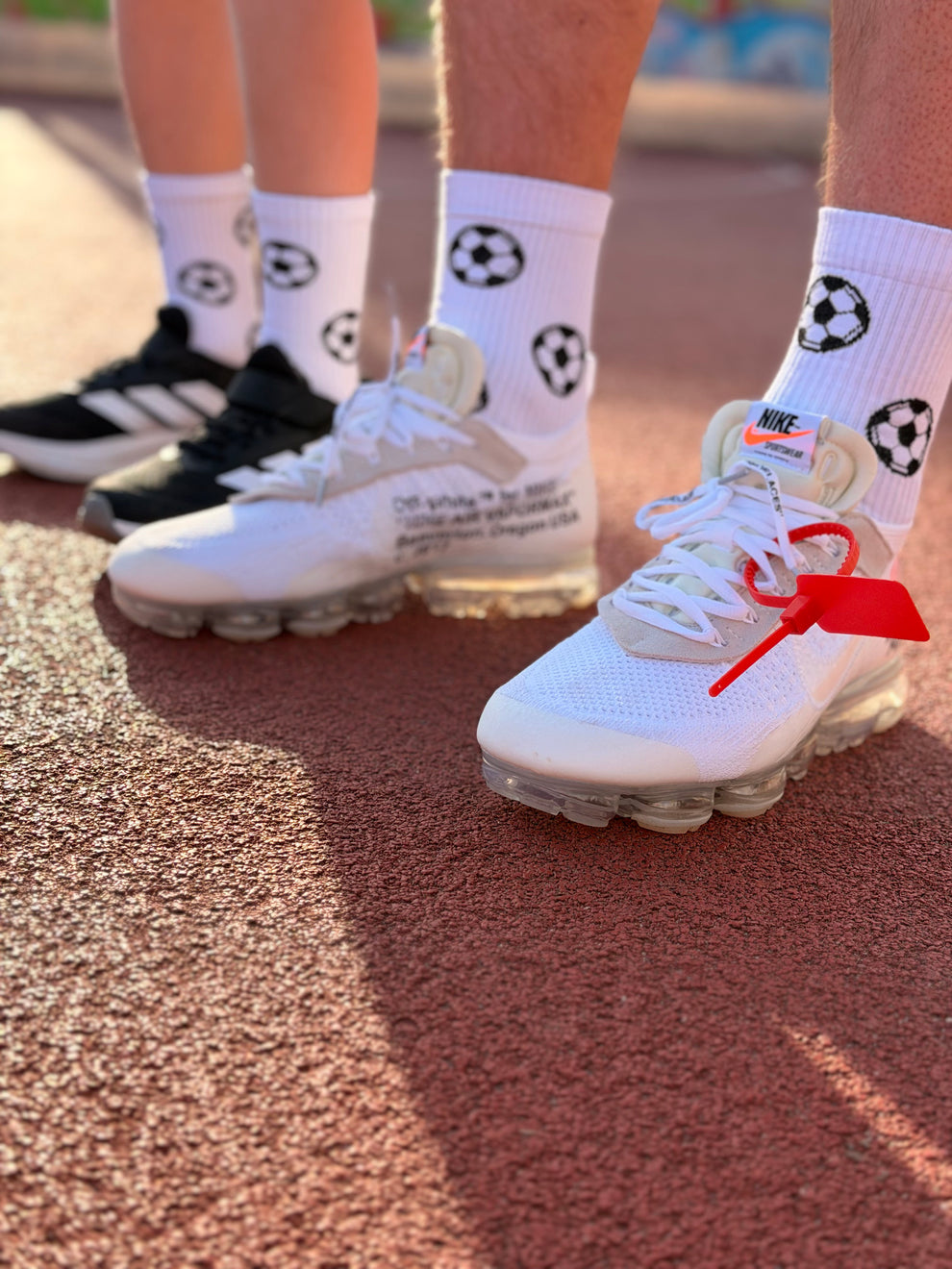 Coole Socken mit Fußball Motiv für fußballbegeisterte Kids