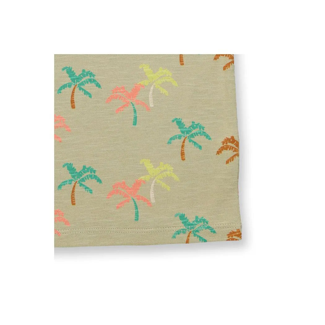 Zauberhaftes schilffarbenes Top von Sense Organics mit buntem Palmenprint