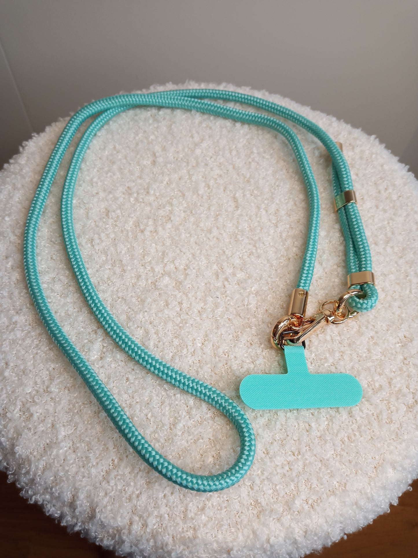 Türkisfarbene Handykette von parsley&pepper