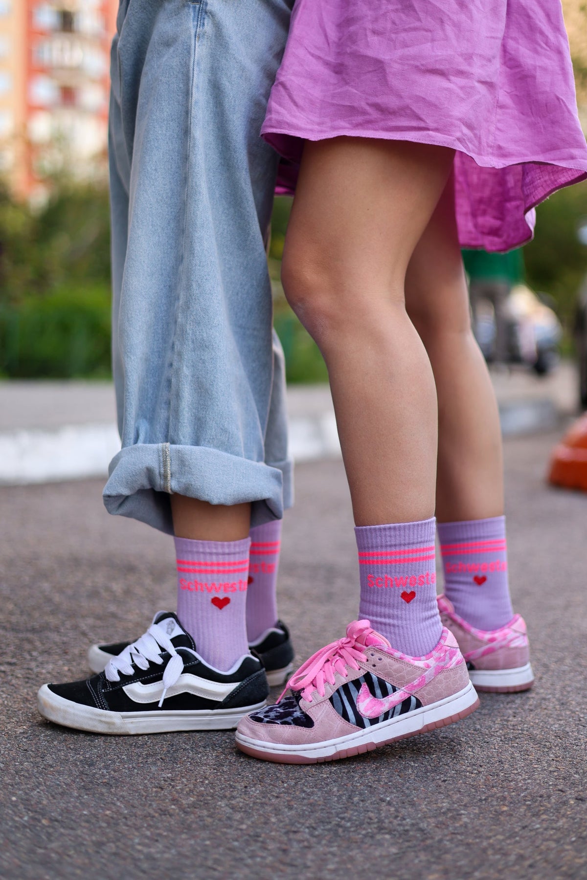 Zauberhafte Schwesterherz Socken in lila/pink